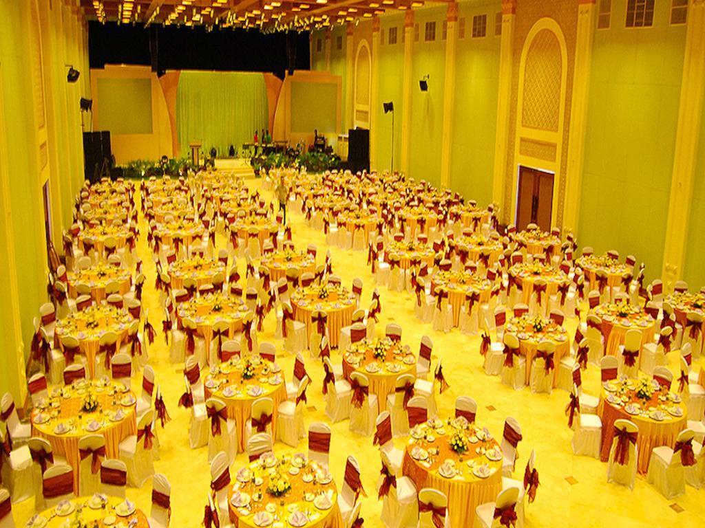 Mesra Business & Resort Hotel Самаринда Екстериор снимка