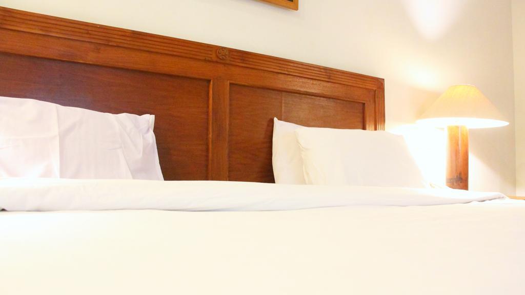 Mesra Business & Resort Hotel Самаринда Екстериор снимка