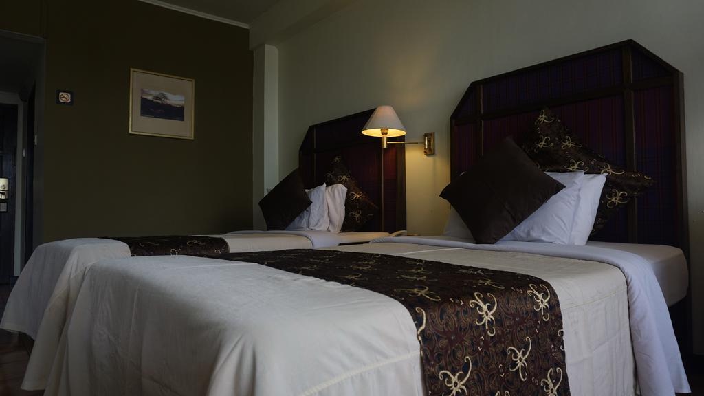 Mesra Business & Resort Hotel Самаринда Екстериор снимка